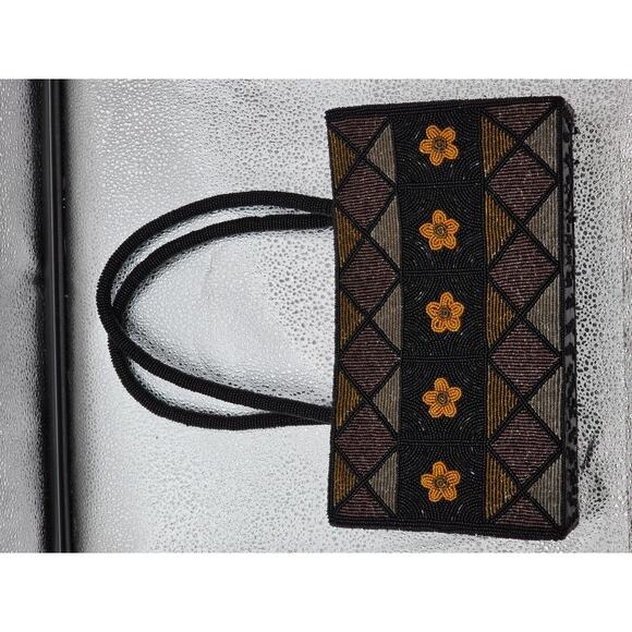 Handmade Black Beaded Floral Pattern Evening Bag With Dual Handles Zipper - Picture 11 of 16